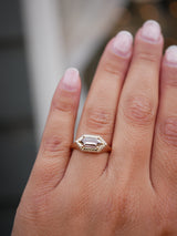 Hexagon Hidden Halo Signet