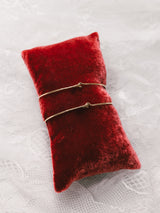 Golden Thread Clasp Bracelet