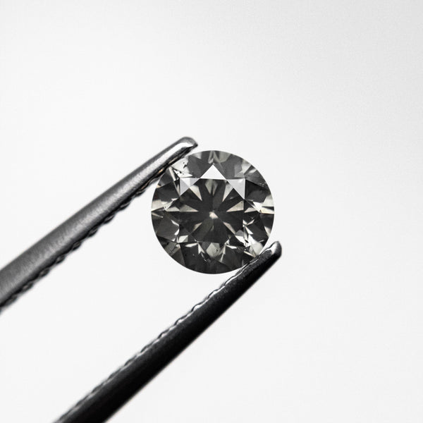 0.47ct 4.79-4.82x3.13mm Fancy Grey Round Brilliant 18968-12