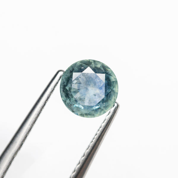 0.61ct 5.59x5.55x2.67mm Round Brilliant Sapphire 19942-45