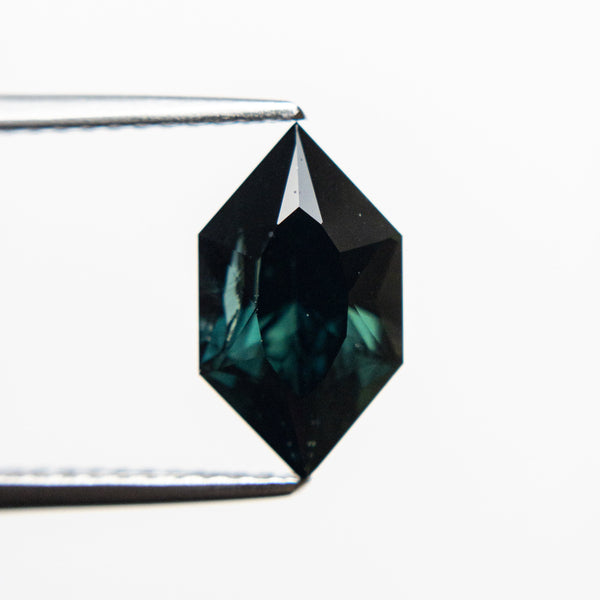 2.27ct 11.23x6.49x4.92mm Hexagon Brilliant Sapphire 20033-04