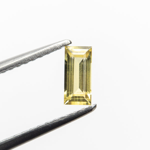 0.38ct 5.96x2.78x2.03mm Rectangle Step Cut Sapphire 21557-01