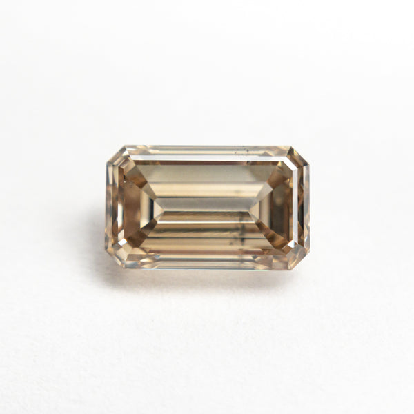 2.01ct 8.90x5.48x3.77mm SI2 C3 Cut Corner Rectangle Step Cut 21670-01