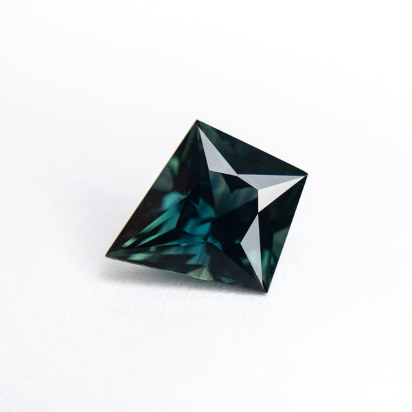 1.69ct 9.67x8.39x4.40mm Kite Brilliant Sapphire 22268-01