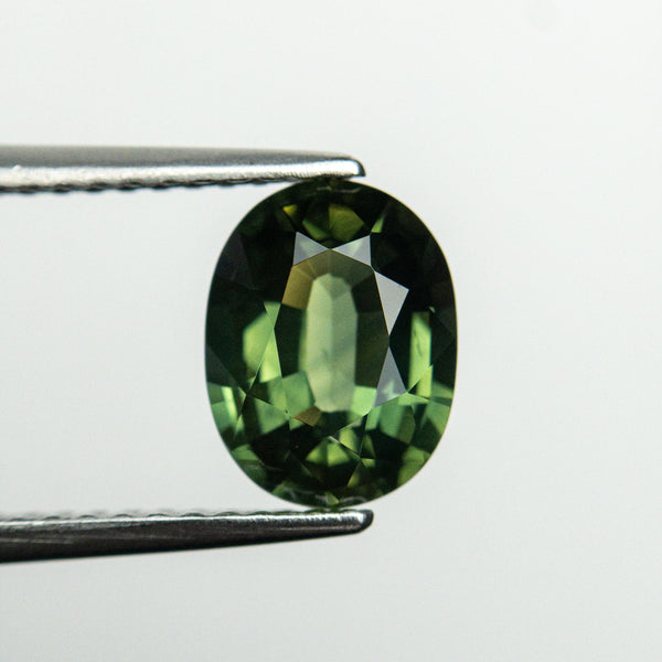 1.77ct 8.27x6.31x3.86mm Oval Brilliant Sapphire 22291-20