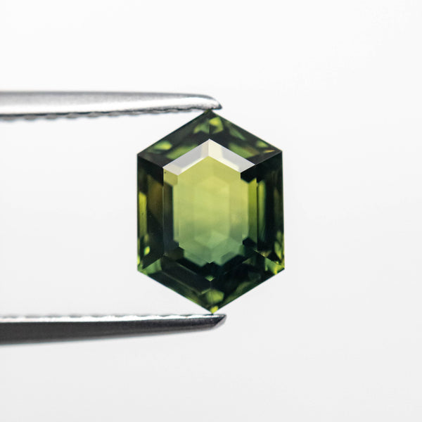 1.95ct 7.99x5.76x4.35mm Hexagon Step Cut Sapphire 22312-06