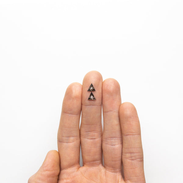 0.97cttw 2pc 6.44x6.70x1.95mm 6.45x6.75x1.89mm Triangle Rosecut Matching Pair 22381-10