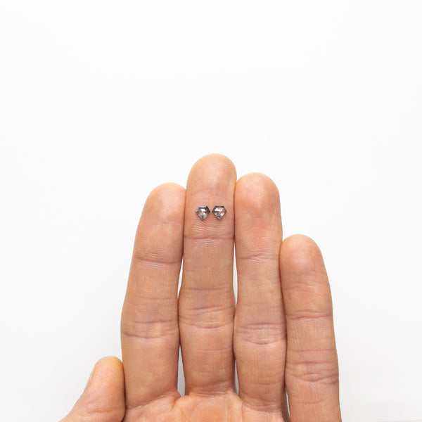 0.58cttw 2pc 4.65x5.01x1.85mm 4.68x5.02x1.85mm Shield Rosecut Matching Pair 22381-11