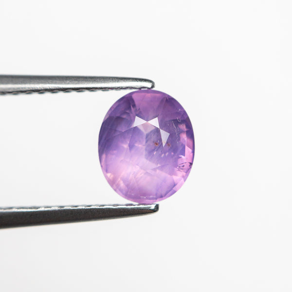 1.67ct 7.55x6.48x4.28mm Oval Brilliant Sapphire 22575-01