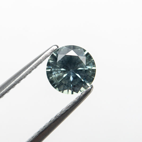0.66ct 5.55-5.48x3.26mm Round Brilliant Sapphire 22698-01