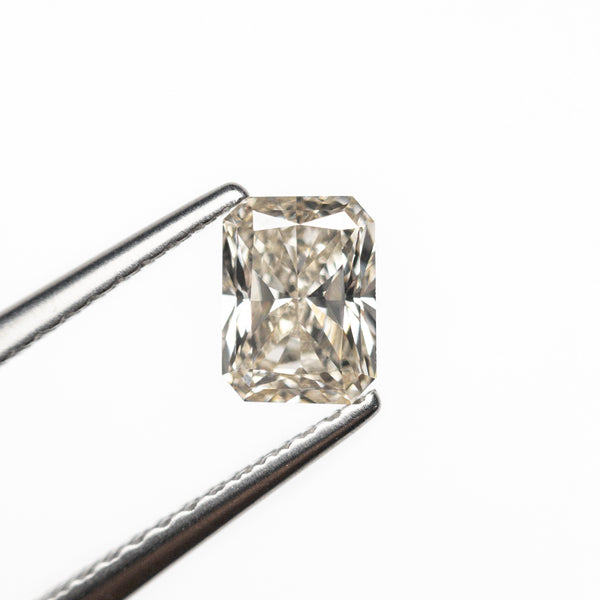 0.71ct 5.70x4.24x3.07mm VS2 C2 Cut Corner Rectangle Brilliant 22753-10