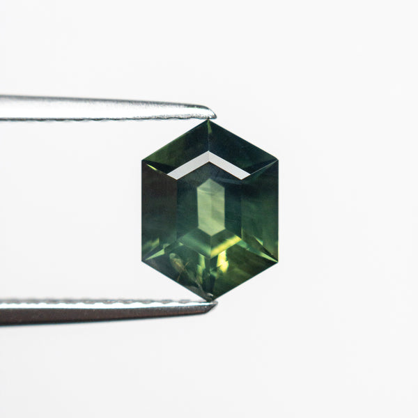 1.52ct 8.34x6.29x3.72mm Hexagon Step Cut Sapphire 22761-03