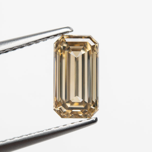 1.70ct 8.85x4.87x3.45mm VS1 C5 Cut Corner Rectangle Step Cut 22815-01