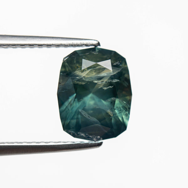 2.81ct 9.48x7.59x5.25mm Geo Cushion Brilliant Sapphire 23077-01