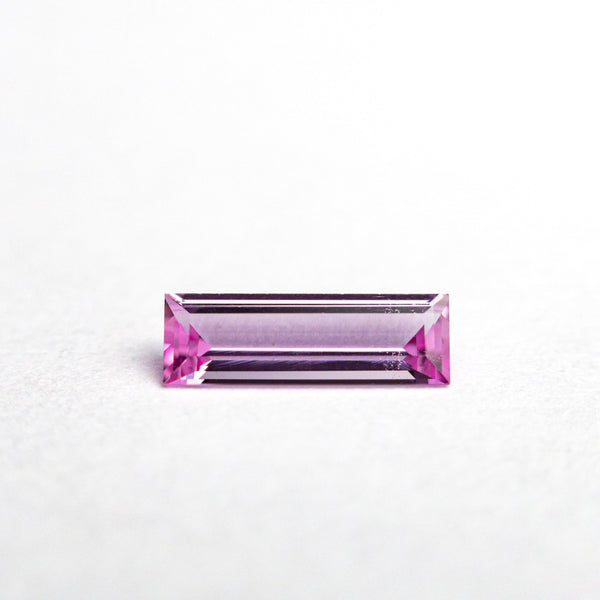 0.35ct 7.60x2.53x1.62mm Baguette Step Cut Sapphire 23149-01