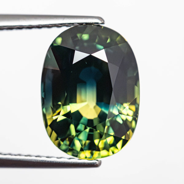 5.63ct 11.44x8.42x6.64mm Oval Brilliant Sapphire 23434-05