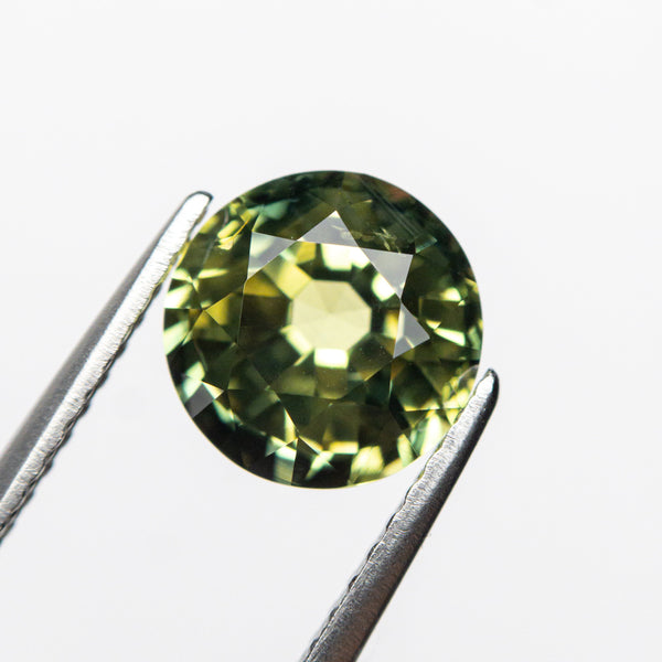 2.65ct 7.89x7.82x5.22mm Round Brilliant Sapphire 23435-05