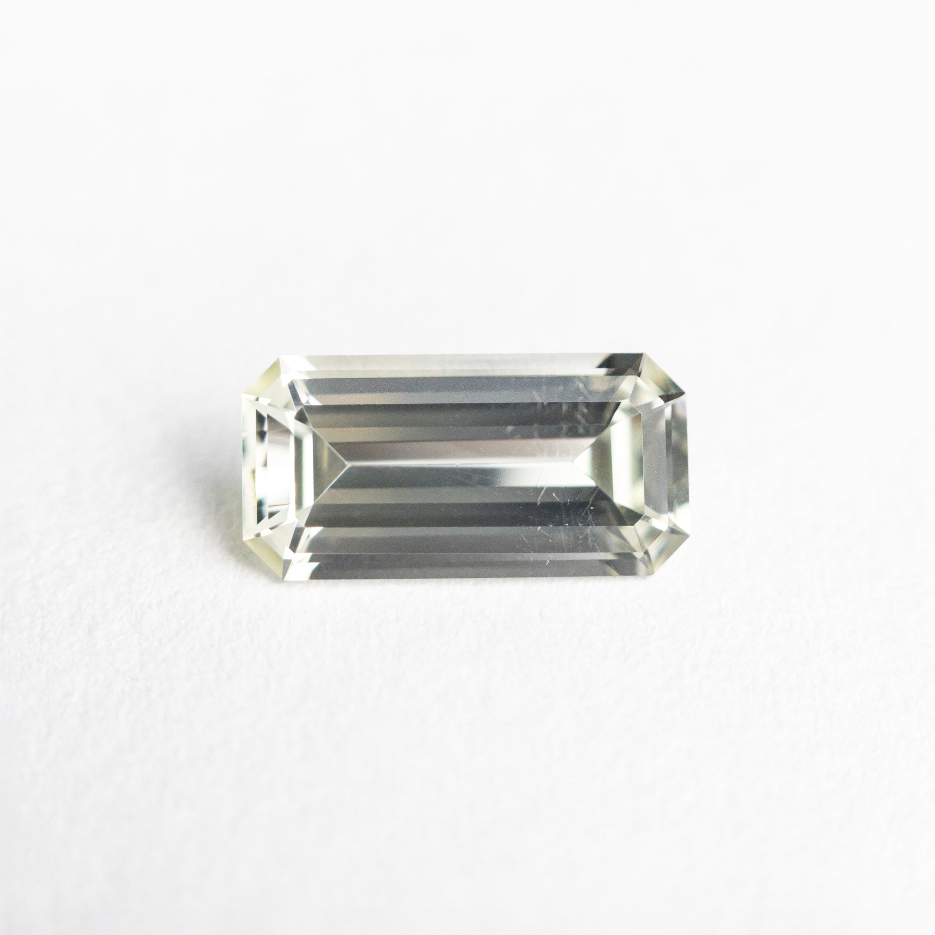 0.85ct 7.97x3.98x2.54mm Cut Corner Rectangle Step Cut Sapphire 23773-0 ...