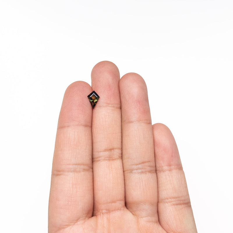 0.95ct 9.25x6.33x3.11mm Kite Step Cut Sapphire 25386-08