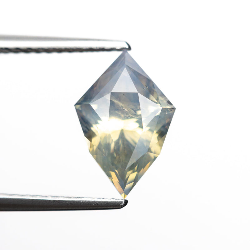 3.11ct 11.53x7.83x5.67mm Kite Brilliant Sapphire 26381-01
