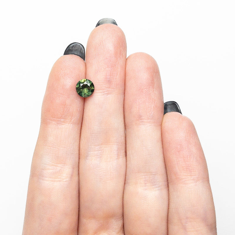 1.05ct 6.04x6.02x3.90mm Round Brilliant Sapphire 26493-01