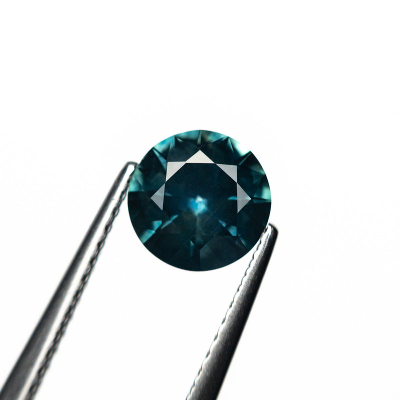 1.30ct 6.77x6.72x4.03mm Round Brilliant Sapphire 26524-27