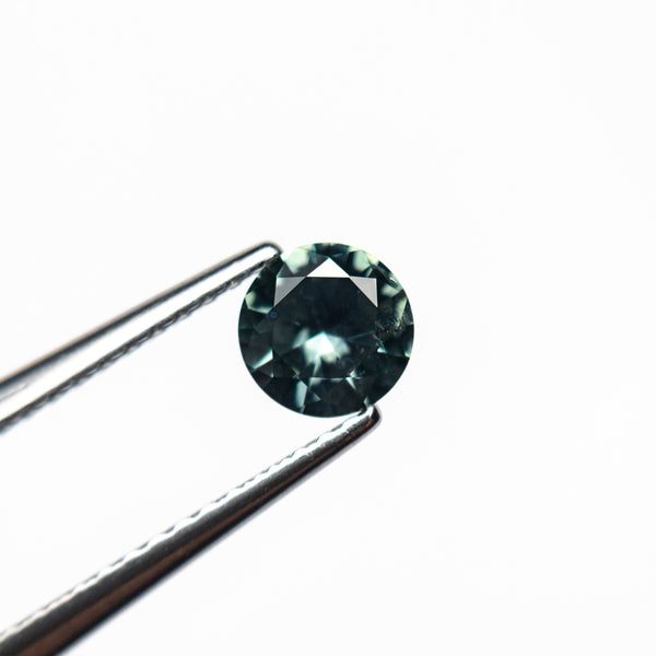 0.53ct 4.96x4.94x2.90mm Round Brilliant Sapphire 26556-26