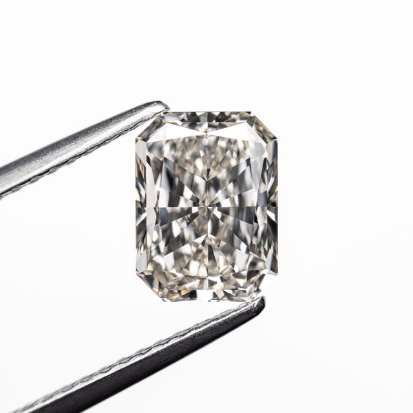 1.51ct 7.59x5.69x3.77mm VS1 K Cut Corner Rectangle Brilliant 26608-01