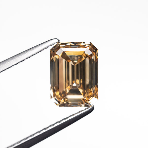 1.61ct 7.37x5.45x3.80mm VS1 Fancy Orange-Brown Cut Corner Rectangle Step Cut 26610-01