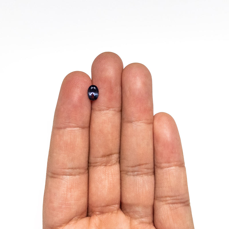 0.95ct 7.17x5.10x3.48mm Oval Brilliant Sapphire 26669-02