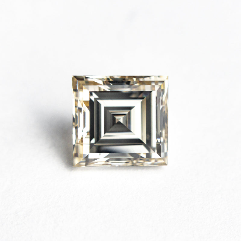 2.50ct 7.64x7.24x4.95mm VVS2 Q-R Carré Cut 🇨🇦 26808-01