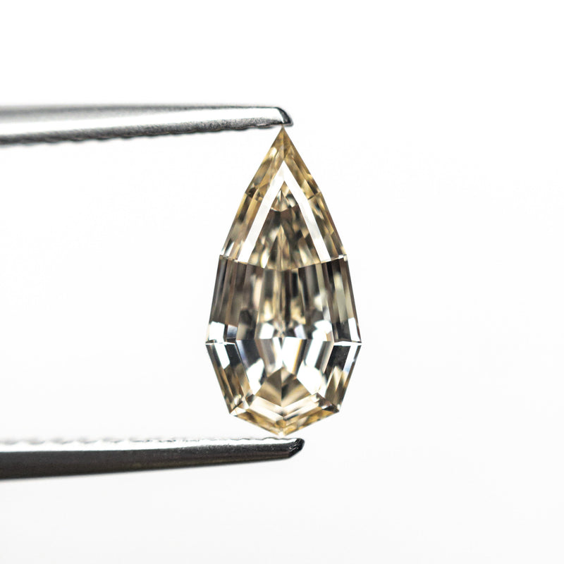 1.00ct 10.21x5.14x2.94mm VS1 C4 Geo Pear Step Cut 27082-15