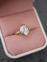 Oval Diamond Olympia