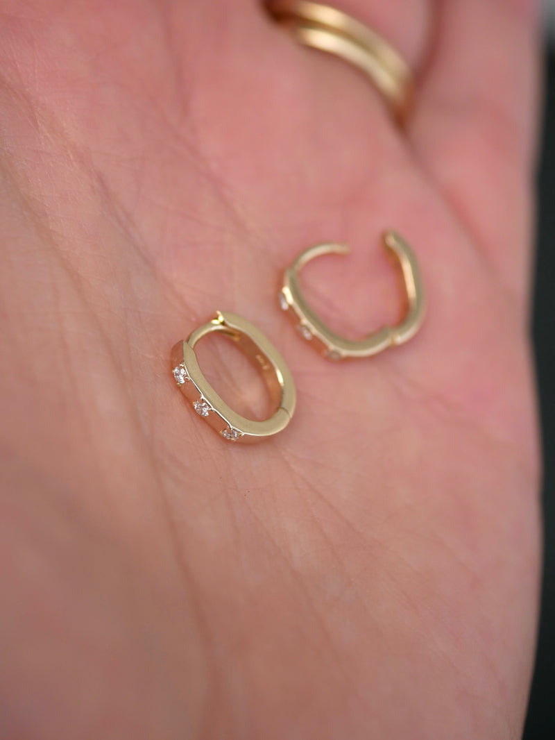 Mini Margot Hoops