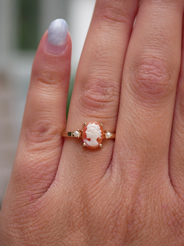 Accented Cameo Ring