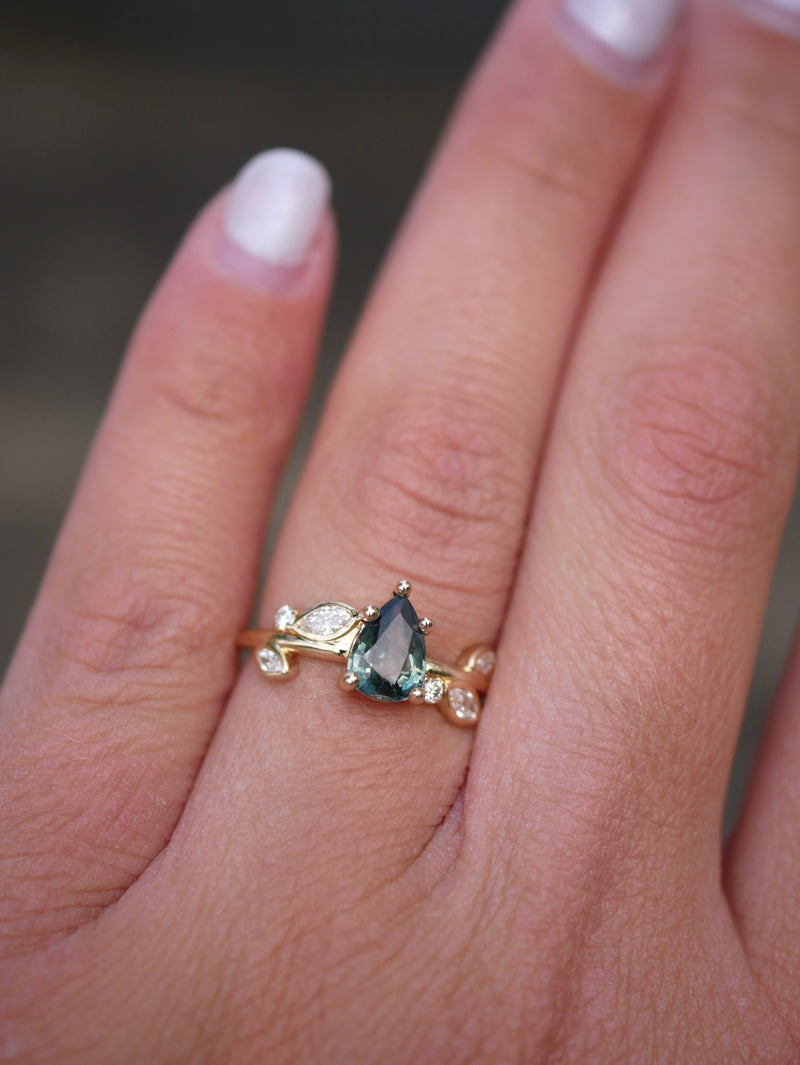 Pear Sapphire Vine Ring