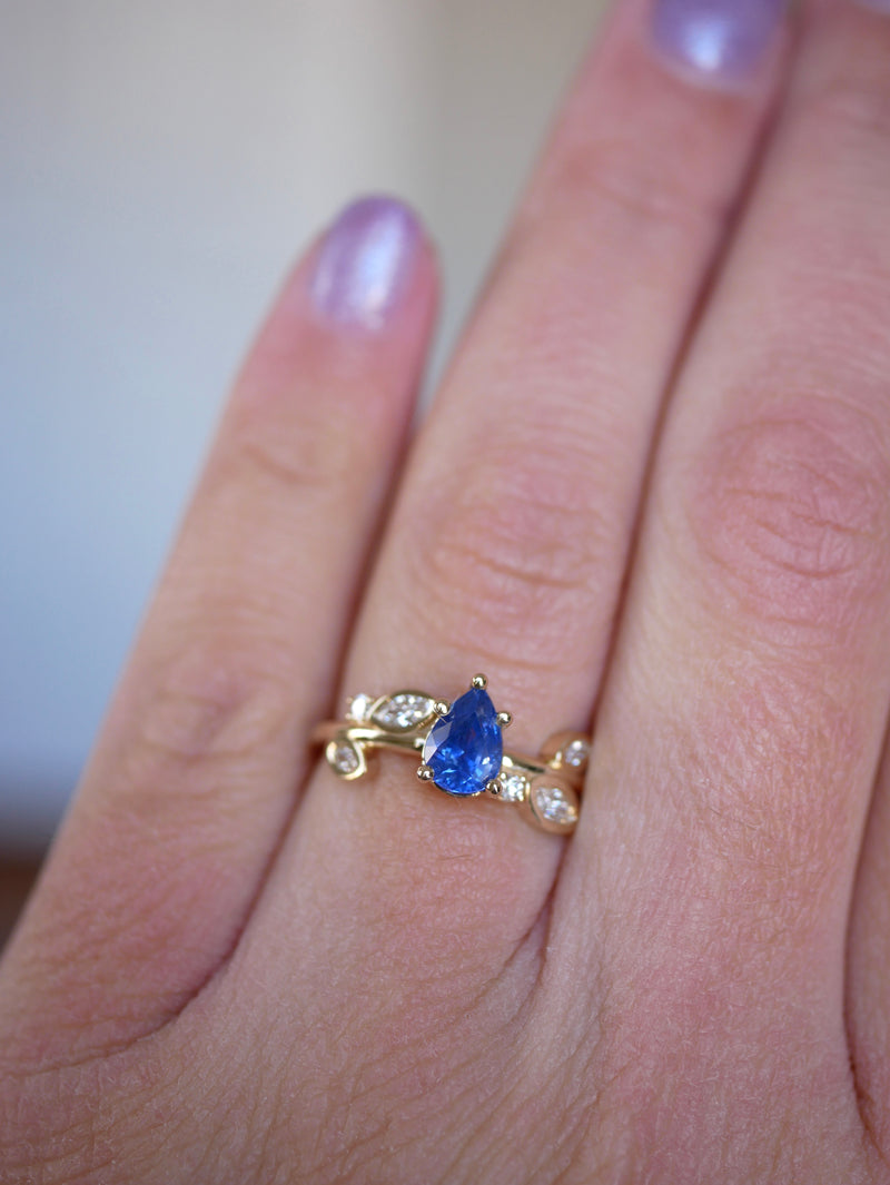Pear Sapphire Vine Ring