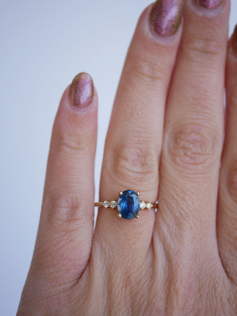 Blue Oval Sapphire Drift Ring