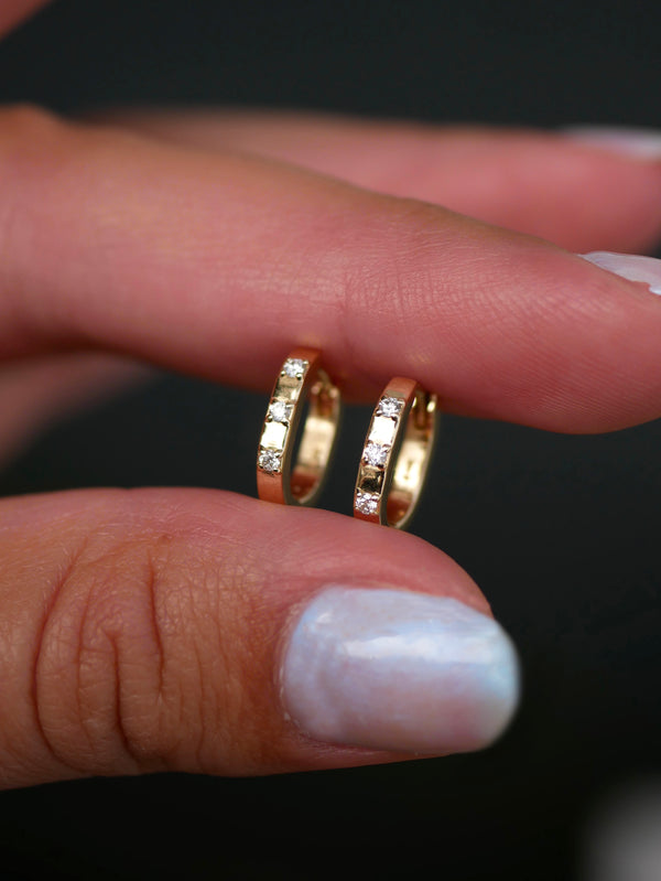 Mini Margot Hoops