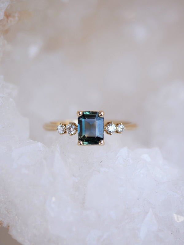 Emerald Cut Sapphire Drift Ring